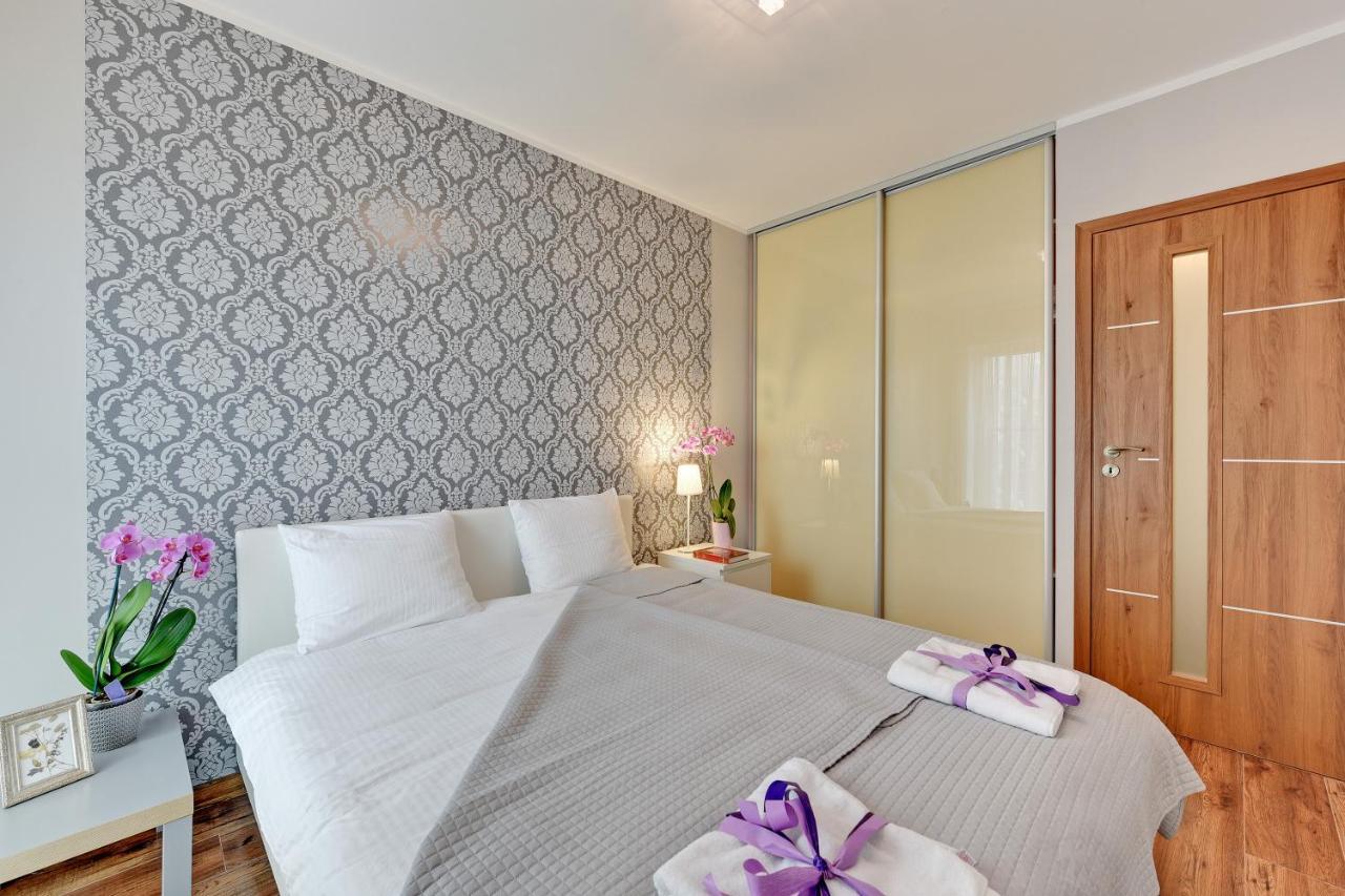 Granary Island Apartments Гданск Екстериор снимка