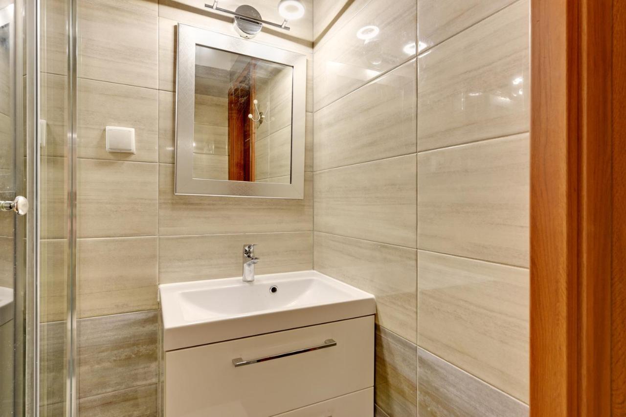 Granary Island Apartments Гданск Екстериор снимка