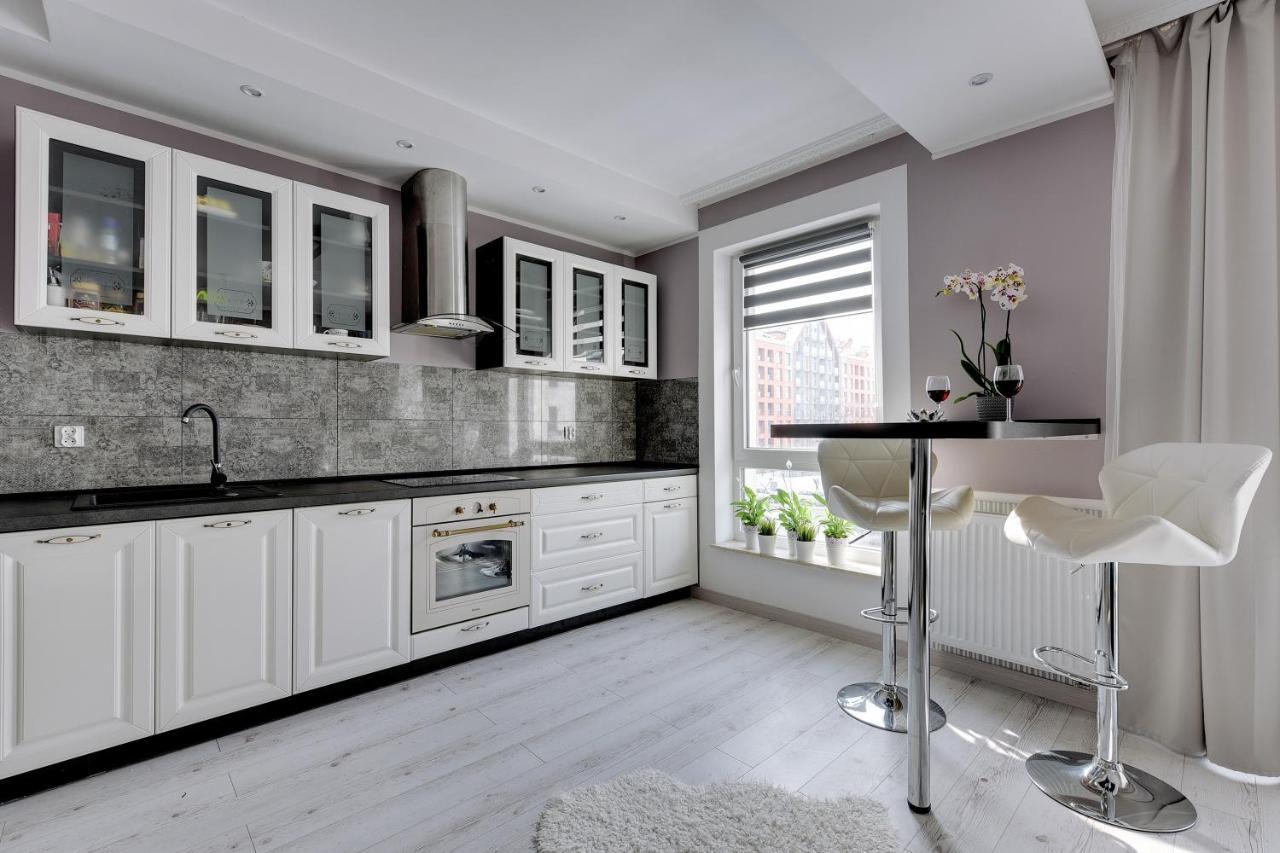 Granary Island Apartments Гданск Екстериор снимка
