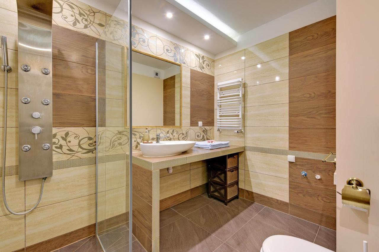 Granary Island Apartments Гданск Екстериор снимка